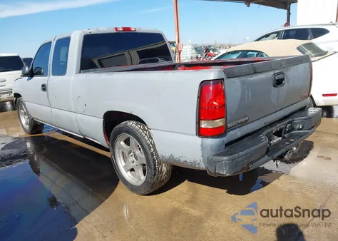 1999 GMC Sierra 1500 Sle z USA, uszkodzony, nr VIN 2GTEC19T8X1542025